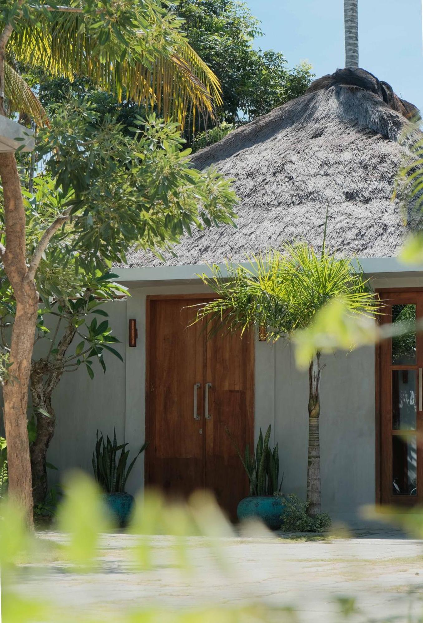 Loop Villas Kuta  Exteriör bild