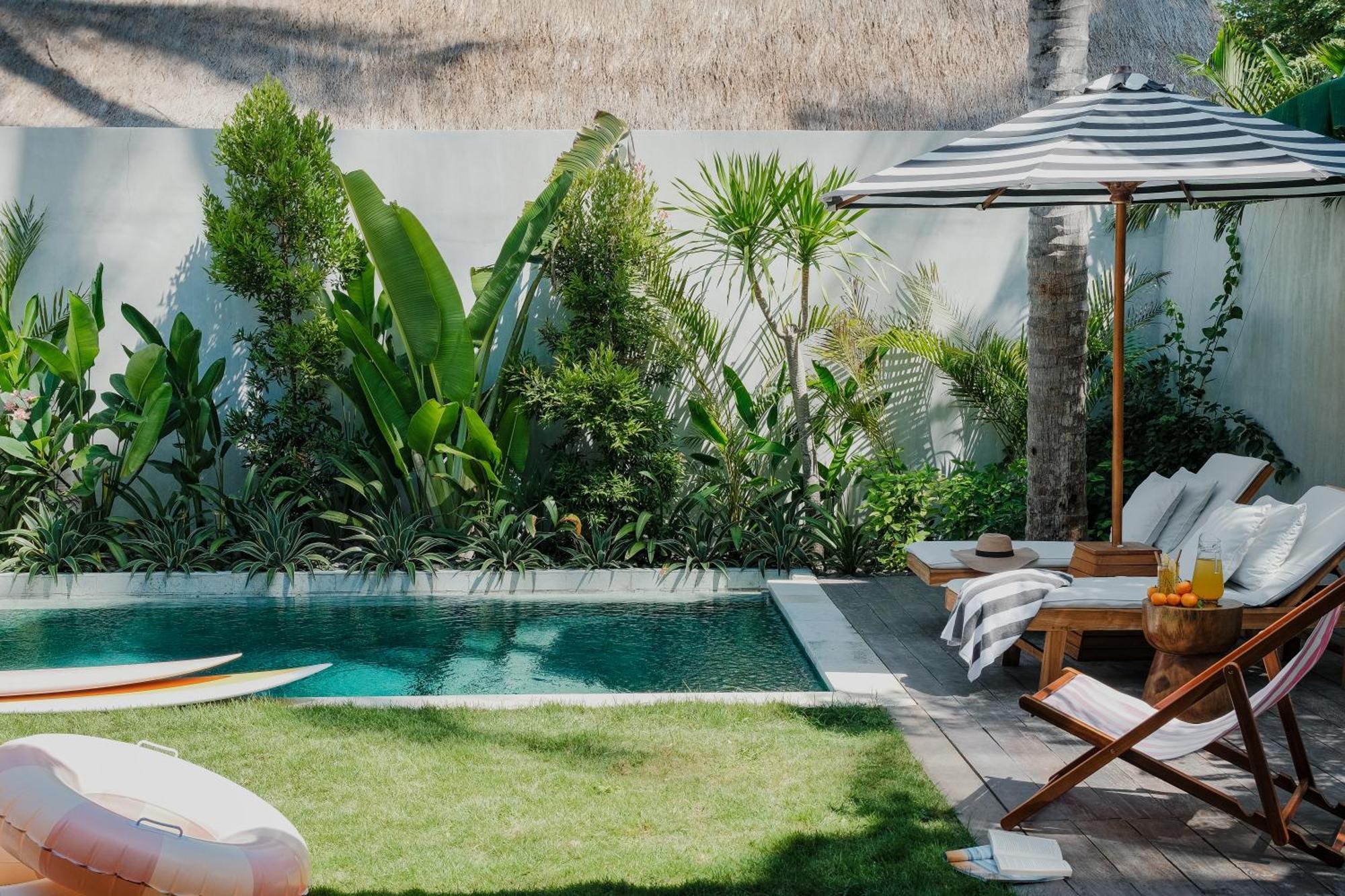 Loop Villas Kuta  Exteriör bild